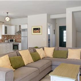 3 bedroom villa with heated pool in Kassiopi, Corfu, sleeps 6